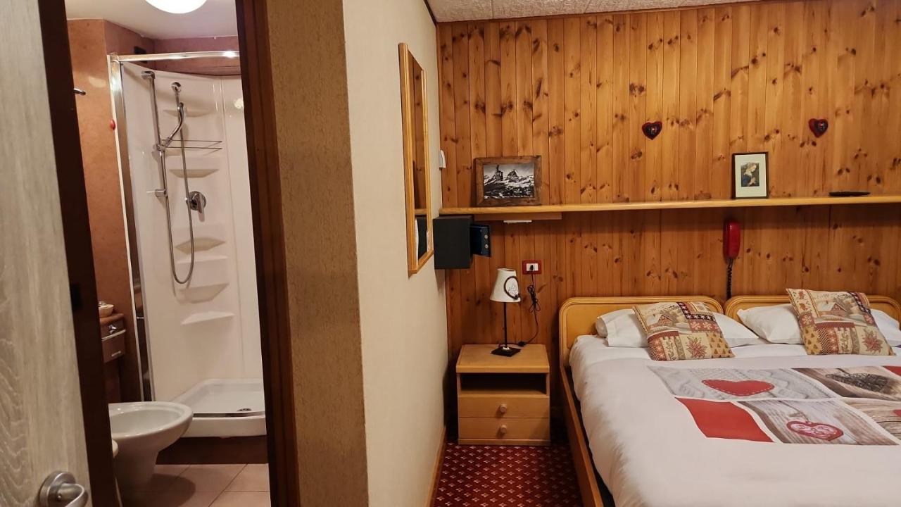Apartments Suites Lac Bleu Breuil-Cervinia Exteriér fotografie